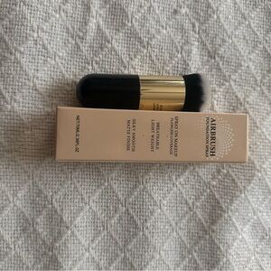 Foundation Brush - Black and Gold
